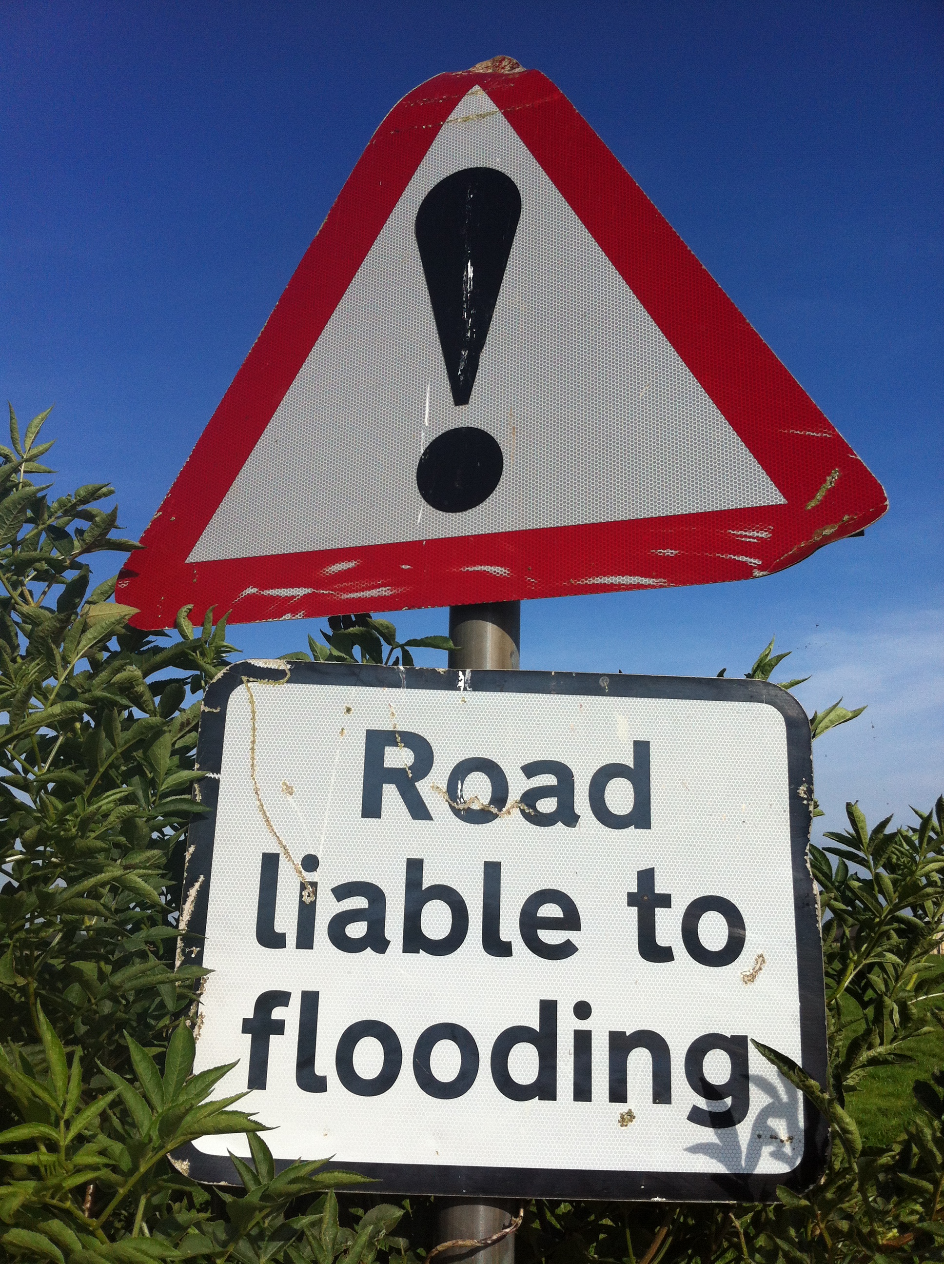 Flood Warning Road Sign